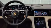 Porsche Taycan - Miniatura 11
