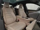 Porsche Taycan - Miniatura 14