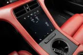 Porsche Taycan - Miniatura 16