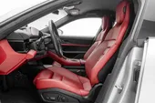 Porsche Taycan - Miniatura 17