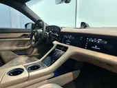 Porsche Taycan - Miniatura 7