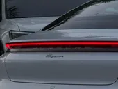 Porsche Taycan - Miniatura 2