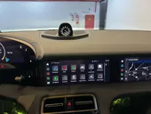 Porsche Taycan - Miniatura 10