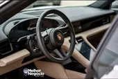 Porsche Taycan - Miniatura 8