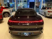 Porsche Taycan - Miniatura 6