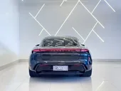 Porsche Taycan - Miniatura 3
