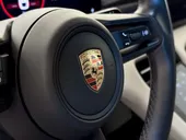 Porsche Taycan - Miniatura 11