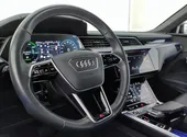 Audi E-tron - Miniatura 10