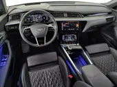 Audi E-tron - Miniatura 14