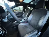 Volvo XC40 Recharge - Miniatura 9