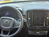 Volvo XC40 Recharge - Miniatura 10