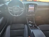Volvo XC40 Recharge - Miniatura 16