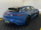 Porsche Taycan - Miniatura 11