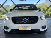 Volvo XC40 Recharge - Miniatura 2