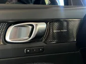 Volvo XC40 Recharge - Miniatura 17