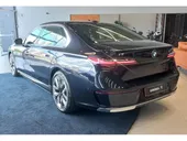 BMW I7 - Miniatura 8