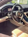 Porsche Taycan - Miniatura 14