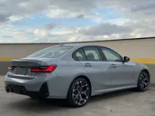 BMW 330e Plug-in Hybrid - Miniatura 6