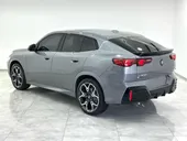 BMW IX2 - Miniatura 5