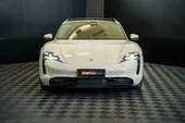 Porsche Taycan - Miniatura 3