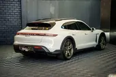 Porsche Taycan - Miniatura 7
