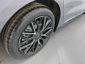BYD Han - Miniatura 18