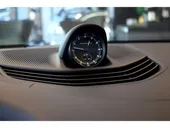 Porsche Taycan - Miniatura 10