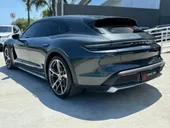 Porsche Taycan - Miniatura 6