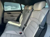 Porsche Taycan - Miniatura 8