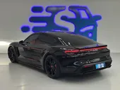 Porsche Taycan - Miniatura 4