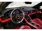 Porsche Taycan - Miniatura 13
