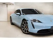 Porsche Taycan - Miniatura 7