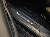 Porsche Taycan - Miniatura 9