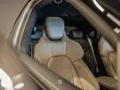 Porsche Taycan - Miniatura 10