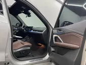 BMW IX1 - Miniatura 13