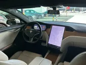 Tesla Model S - Miniatura 10