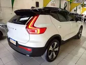 Volvo XC40 Recharge - Miniatura 3