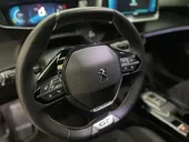 Peugeot E-2008 - Miniatura 8