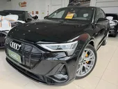 Audi E-tron - Miniatura 1