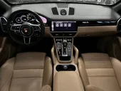 Porsche Cayenne E-hybrid - Miniatura 7