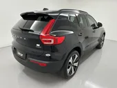 Volvo XC40 Recharge - Miniatura 4