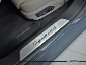 Porsche Taycan - Miniatura 17