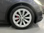 Tesla Model X - Miniatura 9