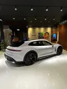 Porsche Taycan - Miniatura 8