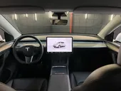 Tesla Model Y - Miniatura 9