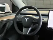 Tesla Model Y - Miniatura 11