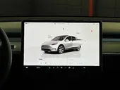 Tesla Model Y - Miniatura 12
