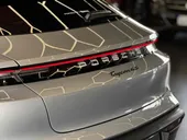 Porsche Taycan - Miniatura 15