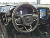 Volvo XC40 Recharge - Miniatura 11