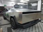Tesla Cybertruck - Miniatura 2